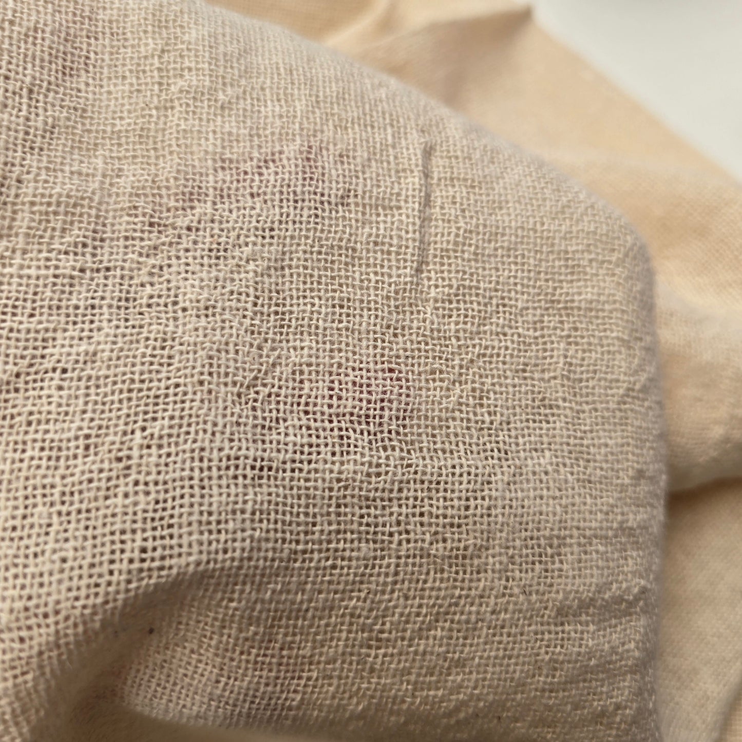 Gauze - Woven cotton fabric sold by 1/2mtr