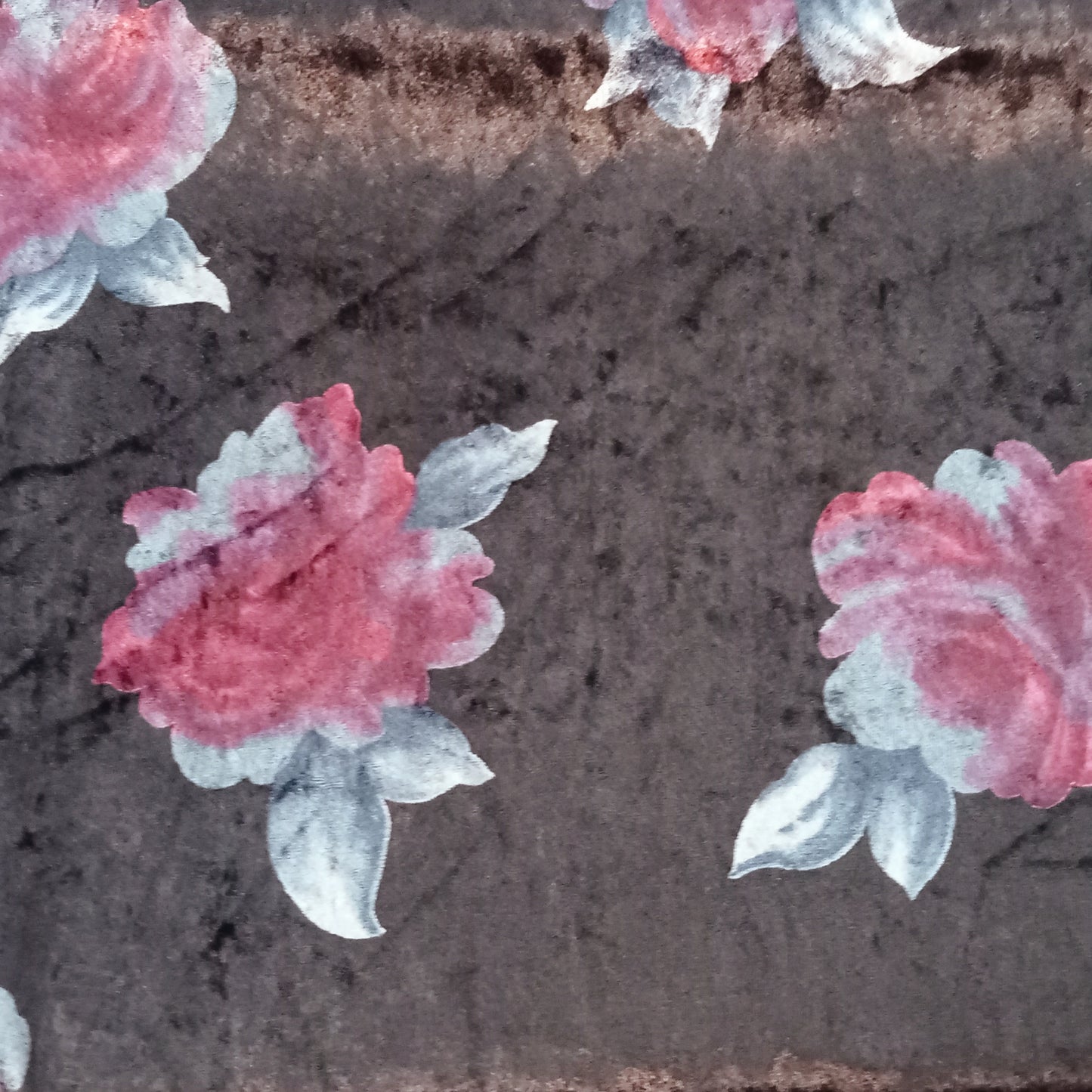 Floral printed panne velvet - 1.30mtrs
