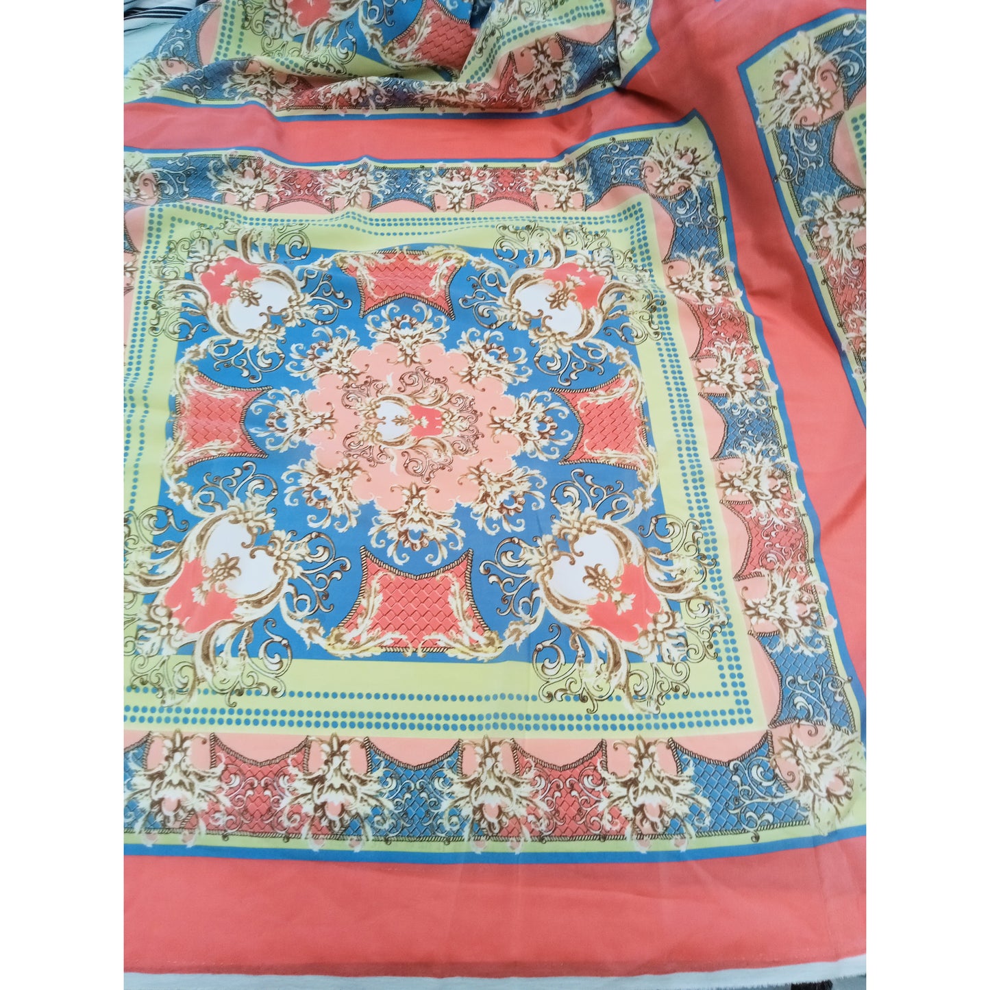 Sandra - panel printed crepe fabric