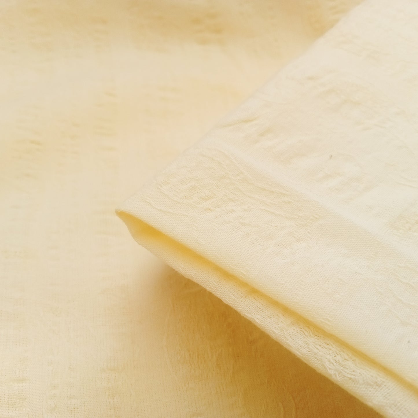 Blusa -lemon seersucker woven fabric - sold by 1/2mtr
