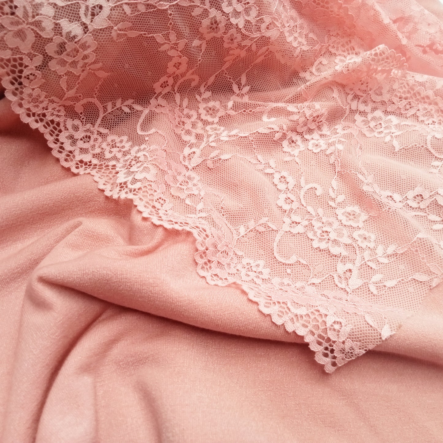 Scalloped edge stretch lace- sold by 1/2mtr