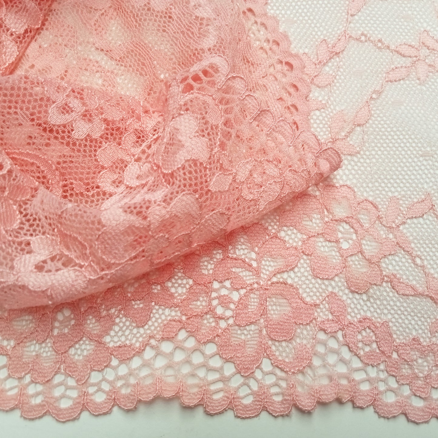 Scalloped edge stretch lace- sold by 1/2mtr