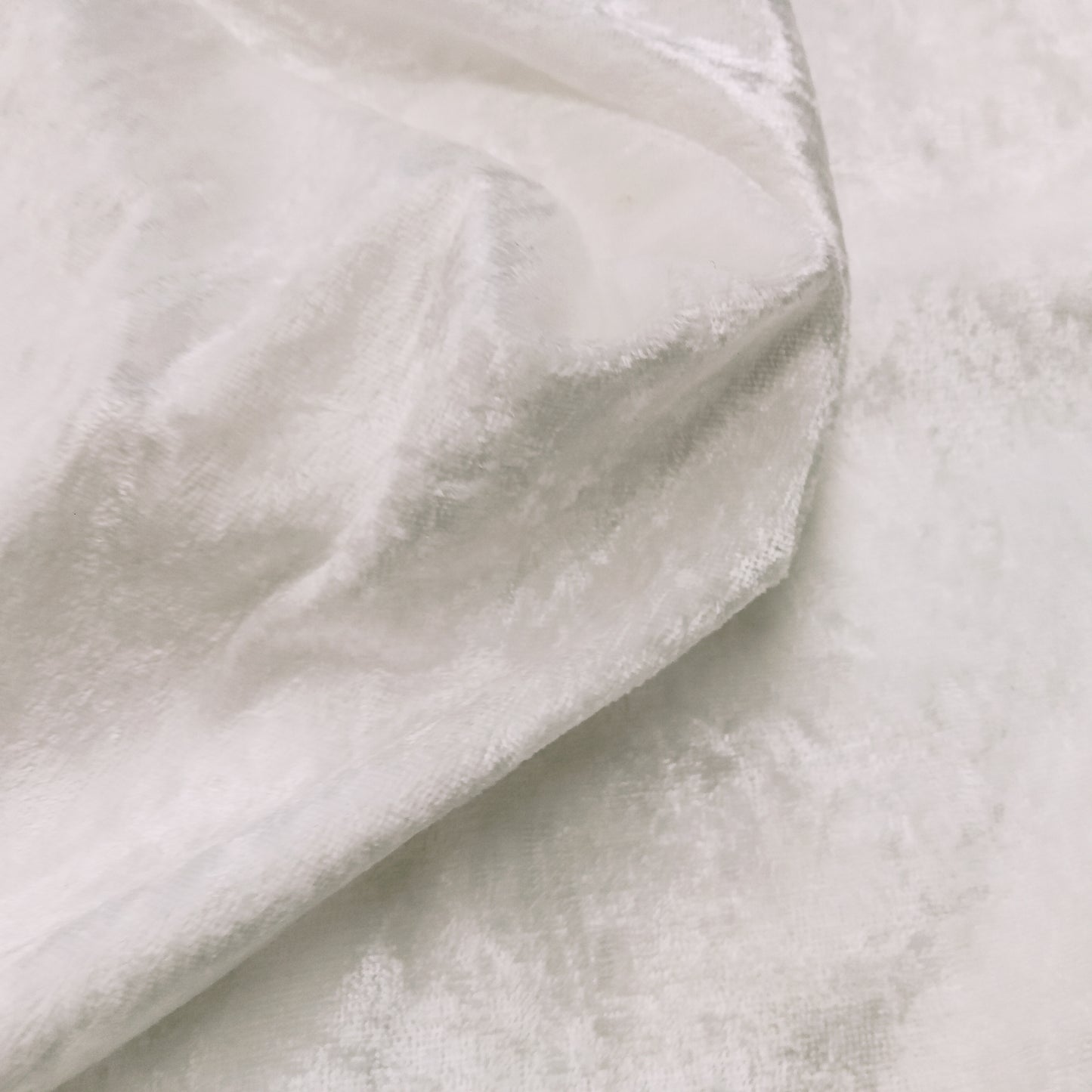 White panne velvet - 1/2mtr