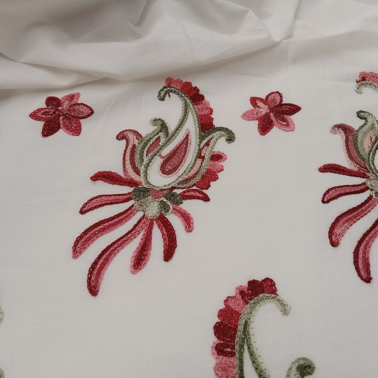 Eloise - boarder embroidered cotton fabric -sold by 1/2mtr