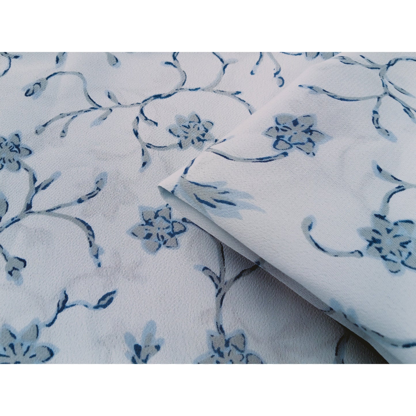Floral printed crepe woven fabric - 1.65mtrs
