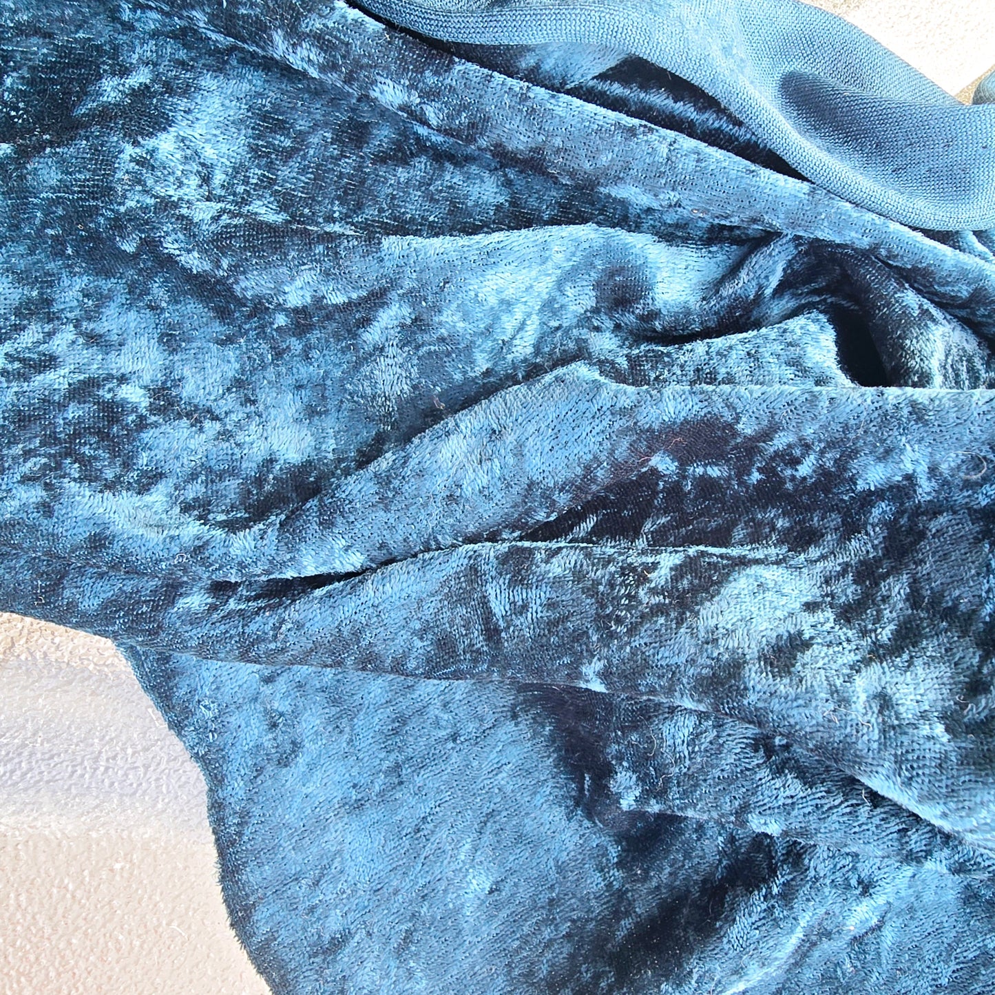 Teal navy -stretch panne velvet - 1.20mtrs