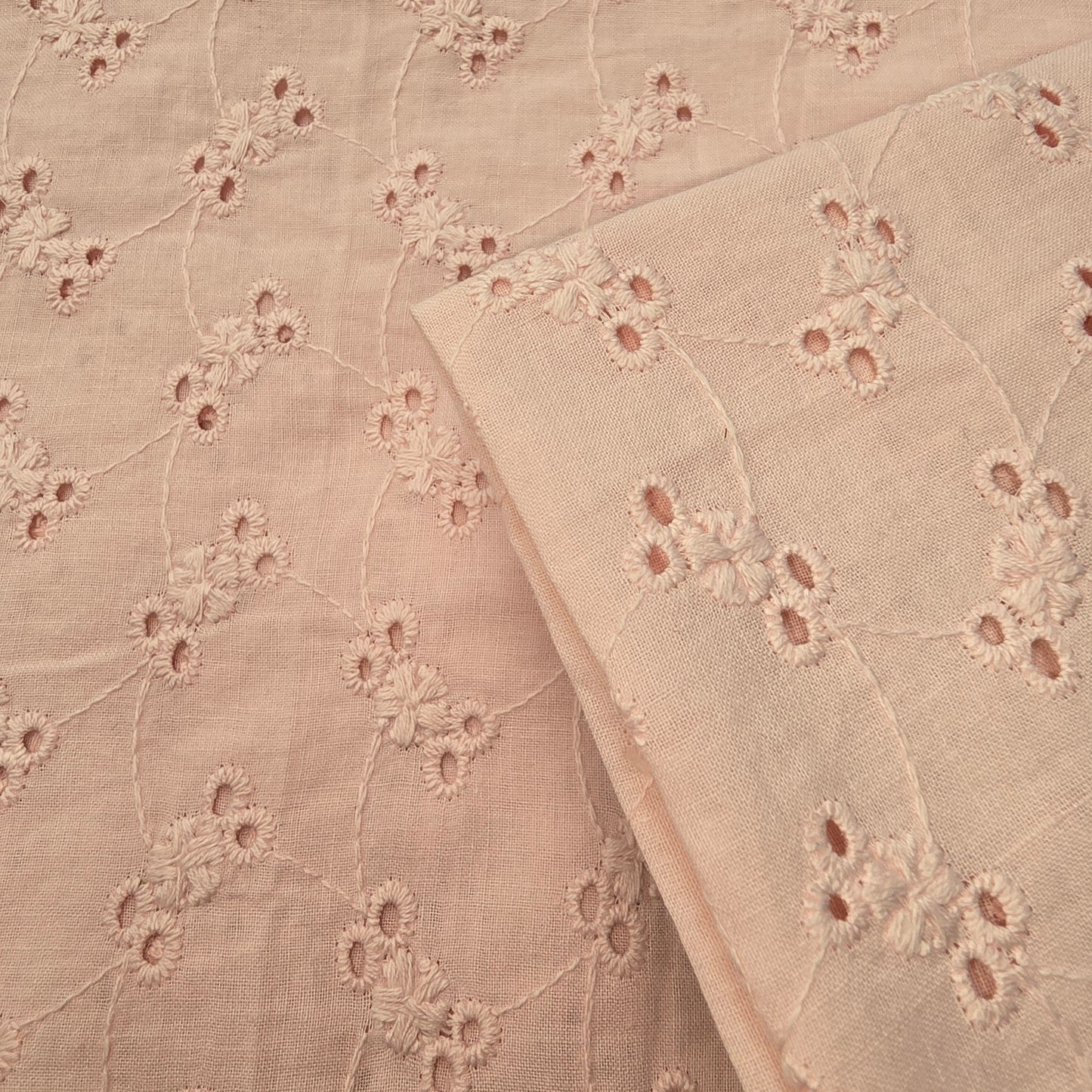 Dusty pink -broidery anglaise woven fabric - 1.90mtrs