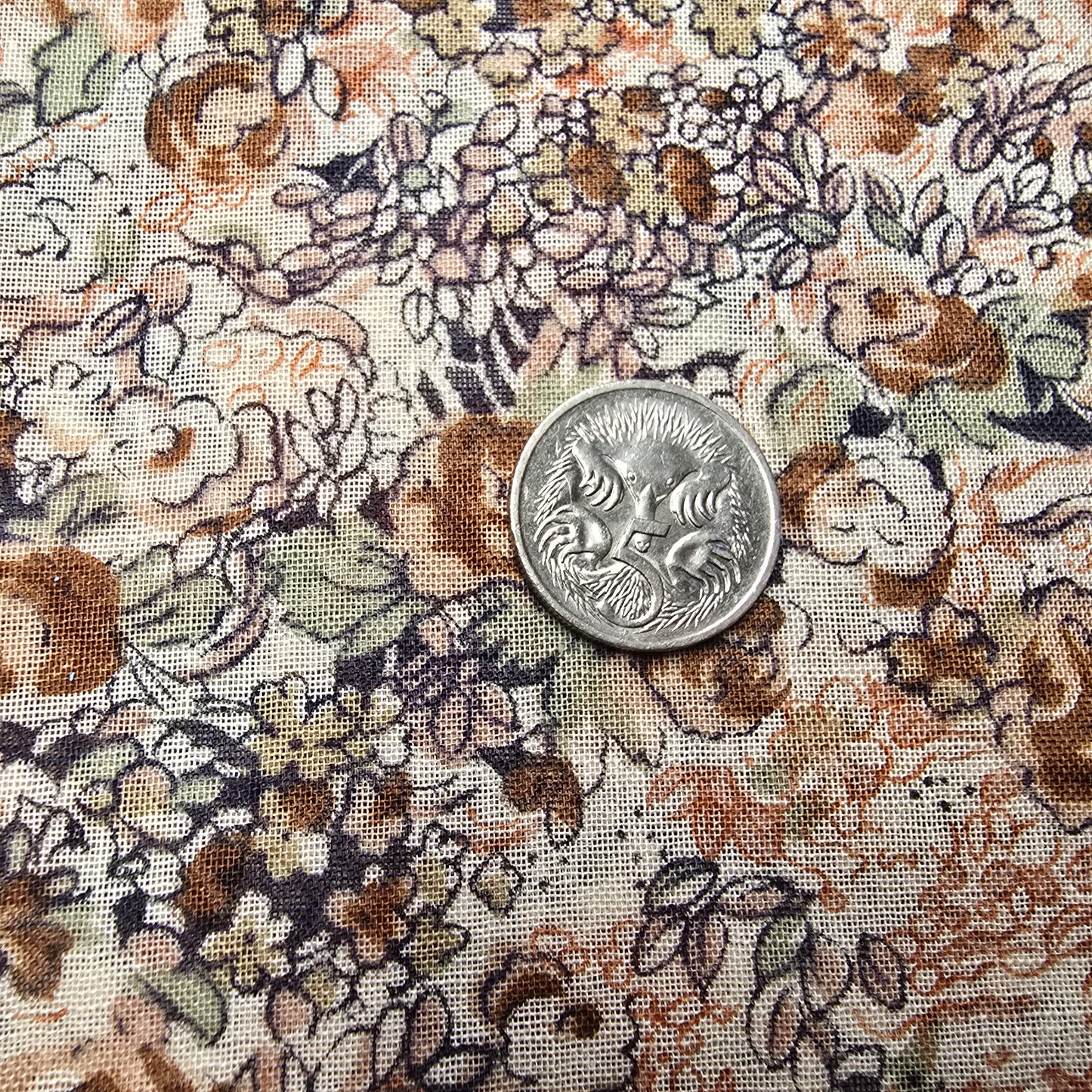 Hodges floral printed fabric 1.50mtrs