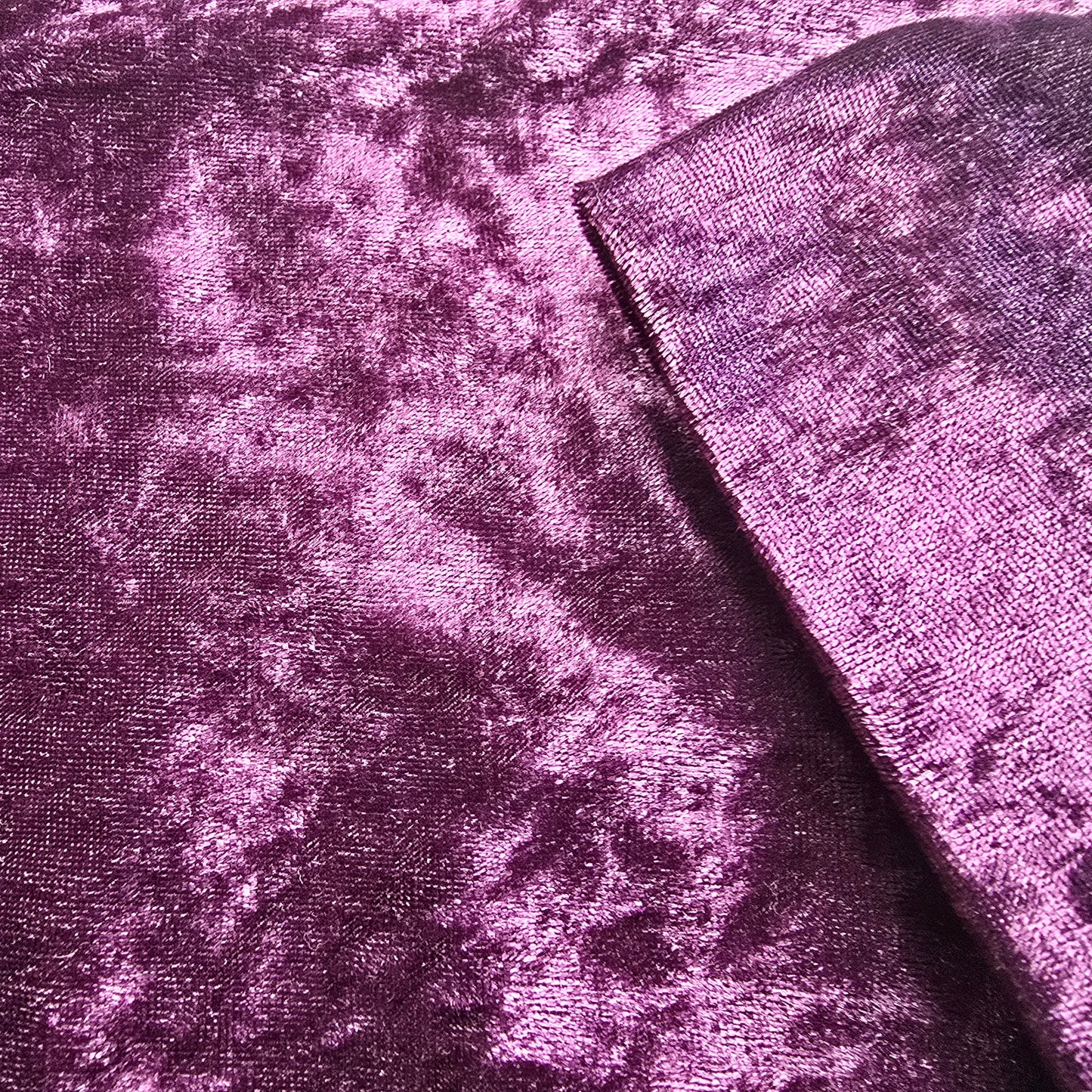Plum panne velvet - 1.20mtrs