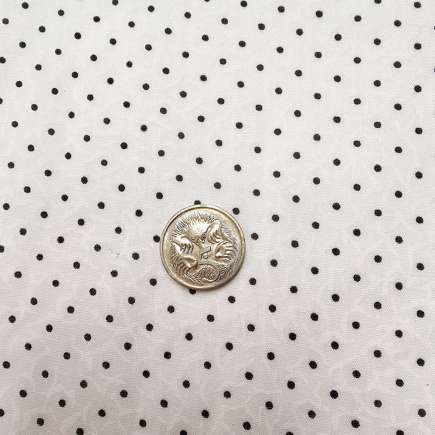 Embossed polka dot cotton - 1.50mtrs