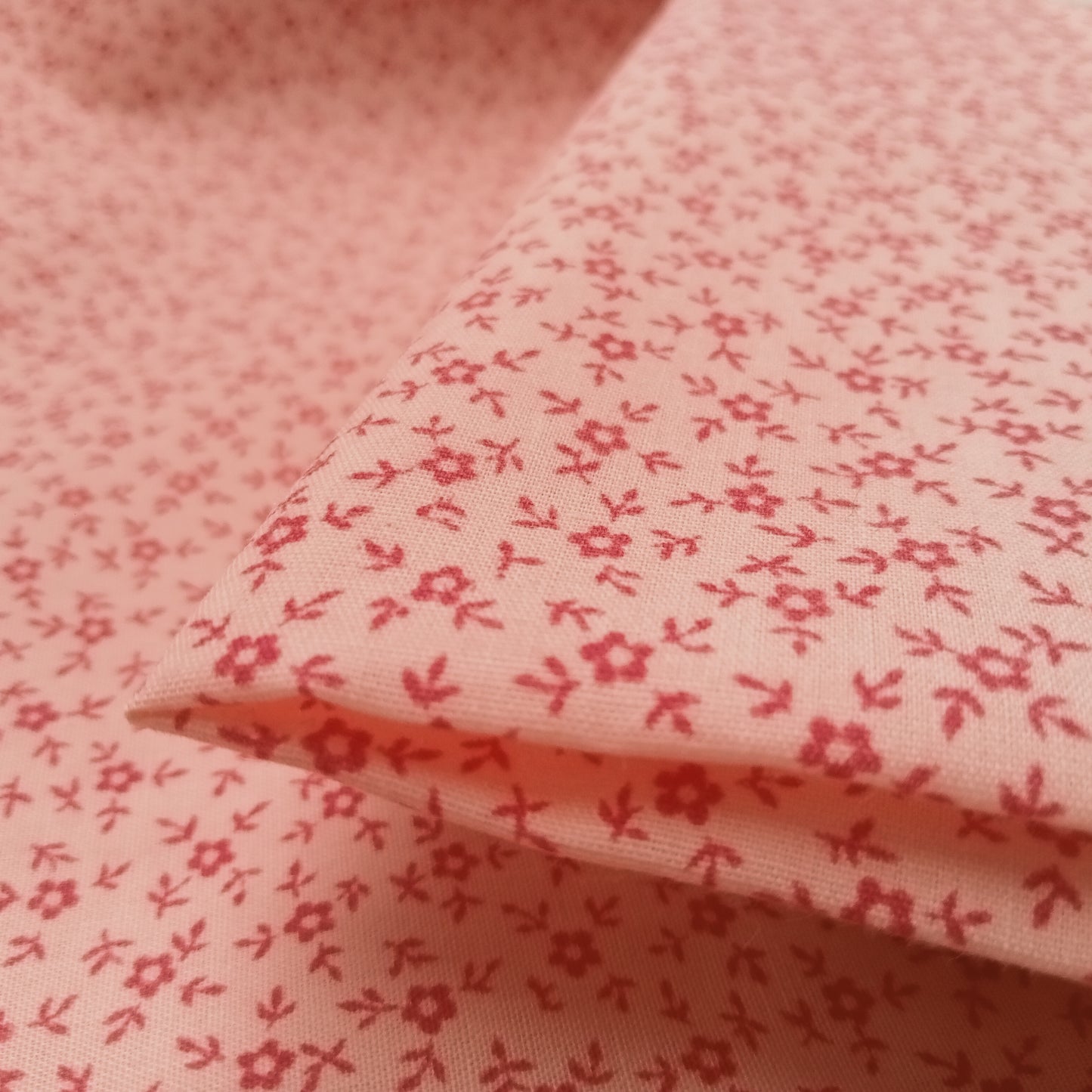 Christie - tiny floral printed cotton - sold by 1/2mtr