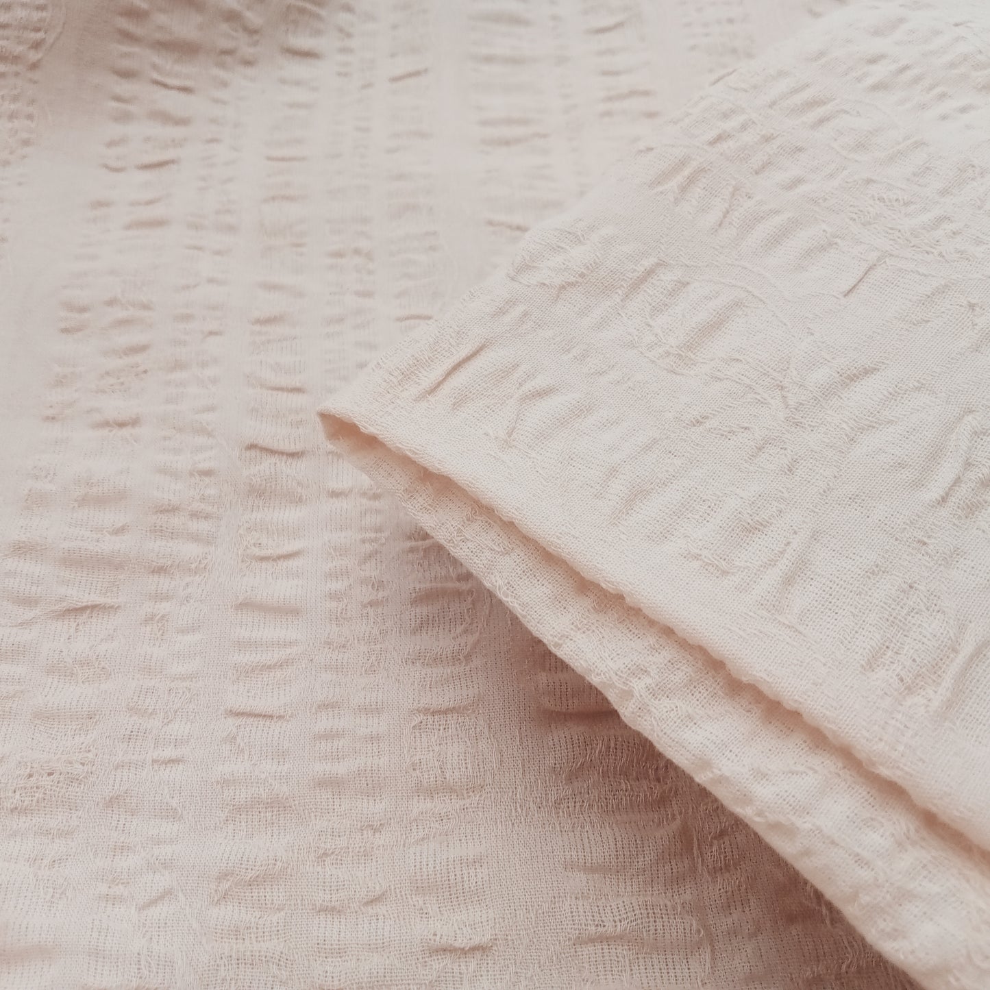 Blusa -mocha seersucker woven fabric - sold by 1/2mtr