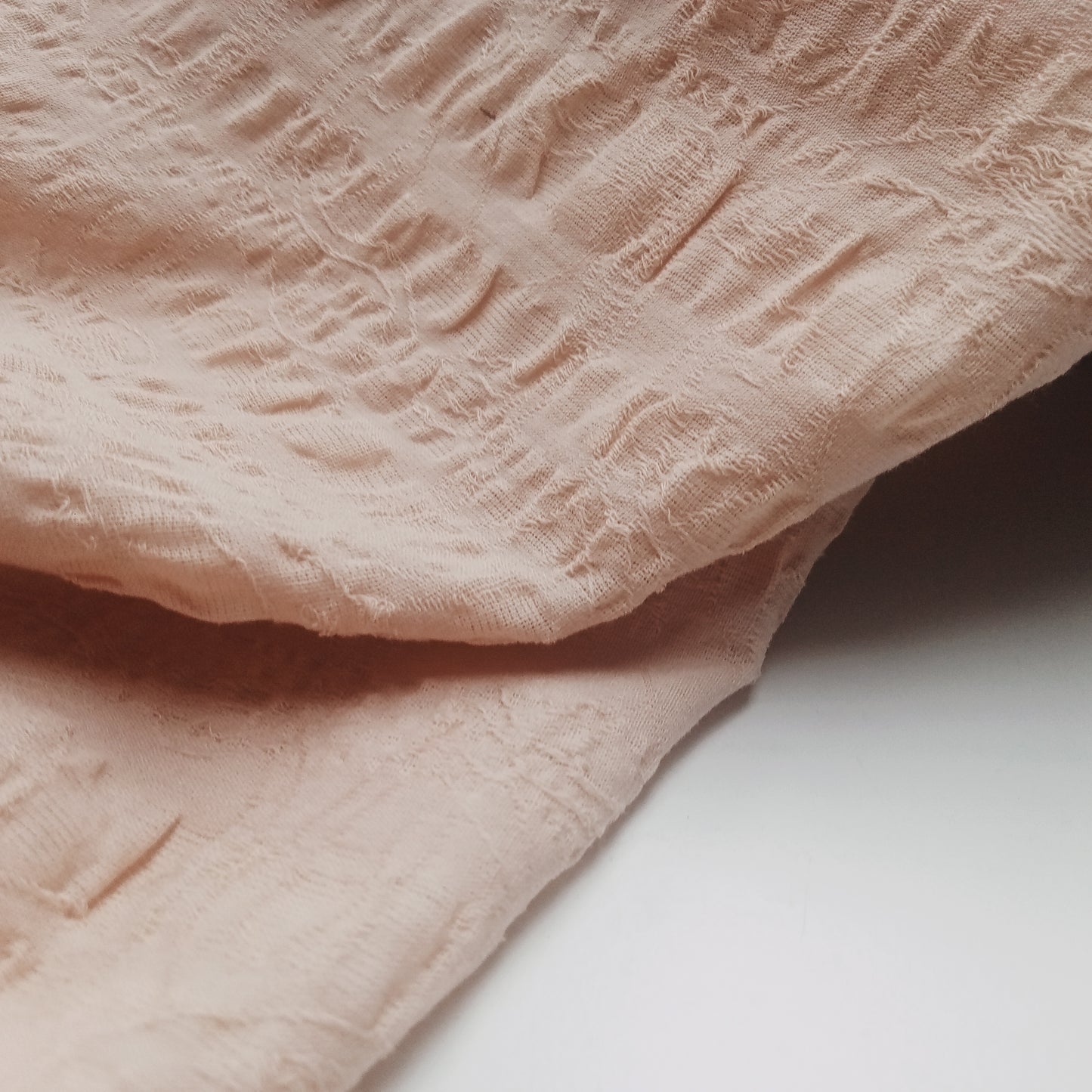 Blusa -mocha seersucker woven fabric - sold by 1/2mtr