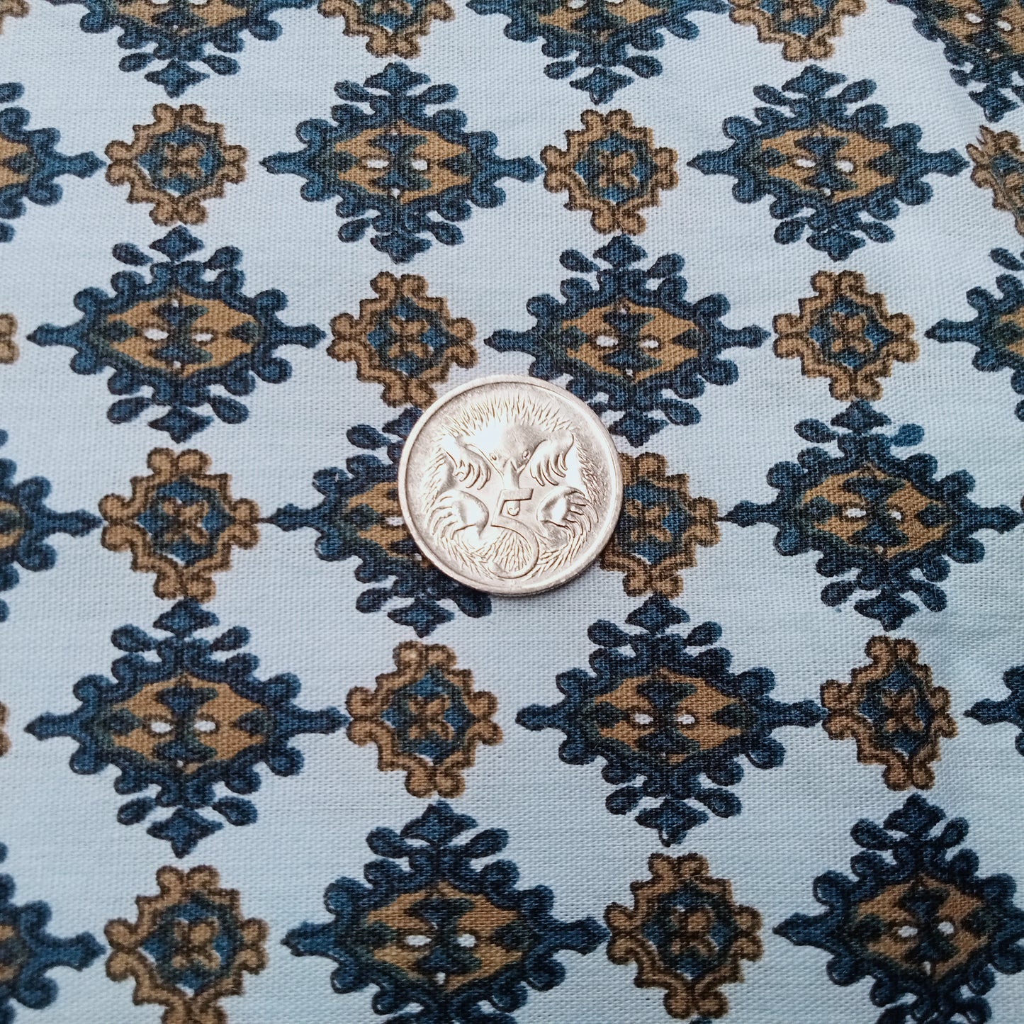 Printed woven cotton fabric - sold by 1/2mtr