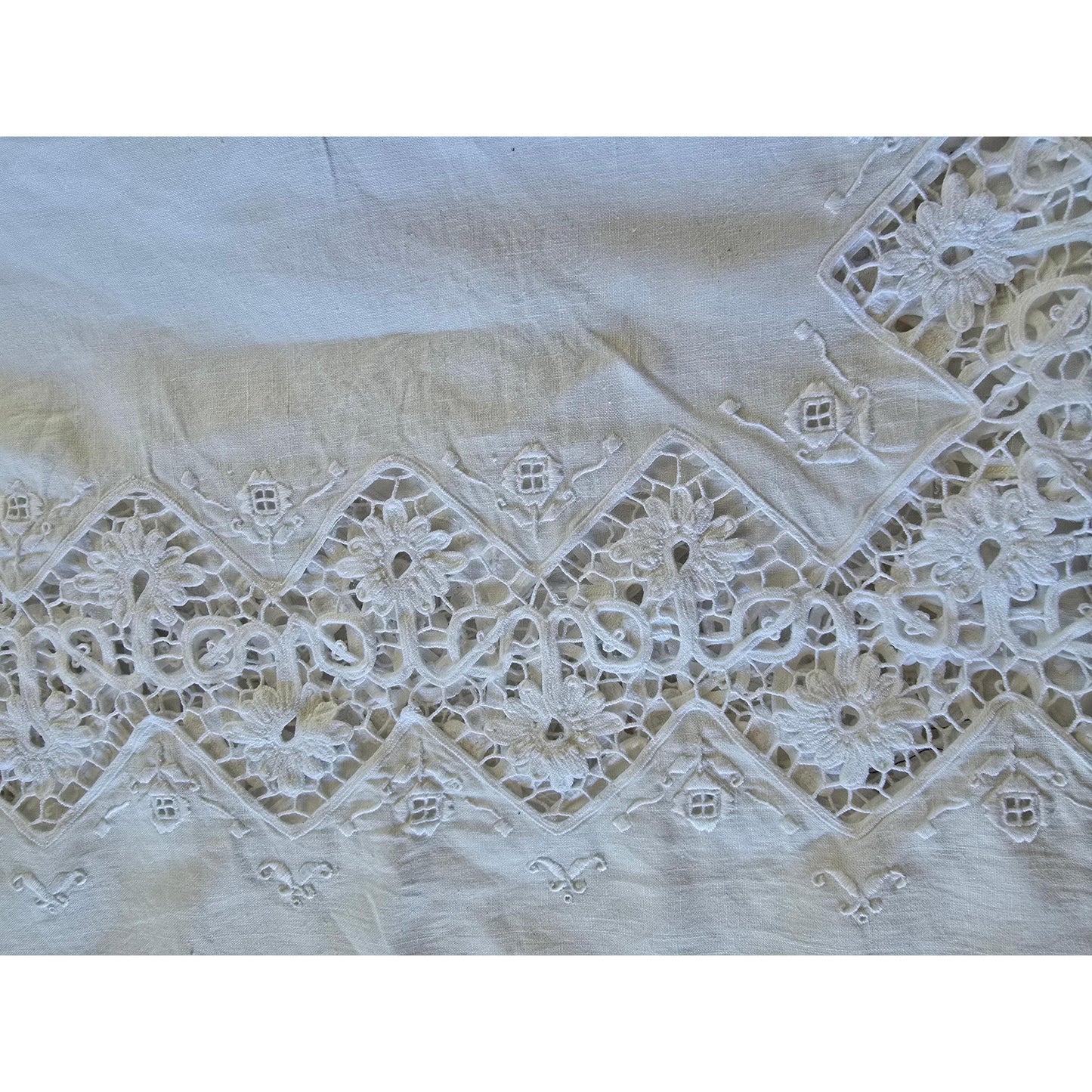 Richelieu needlework white table cloth