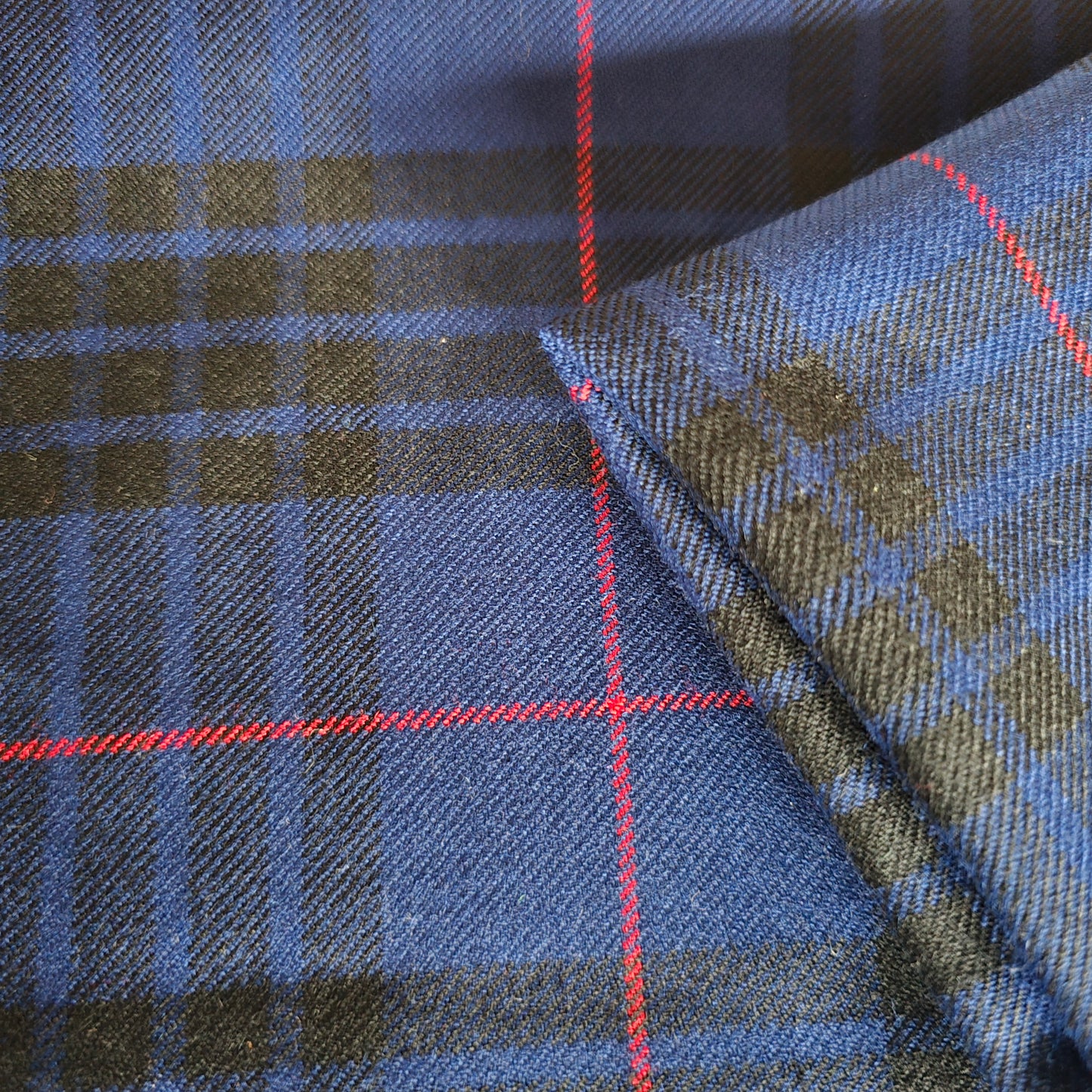 Wool tartan woven fabric - sold by 1/2mtr