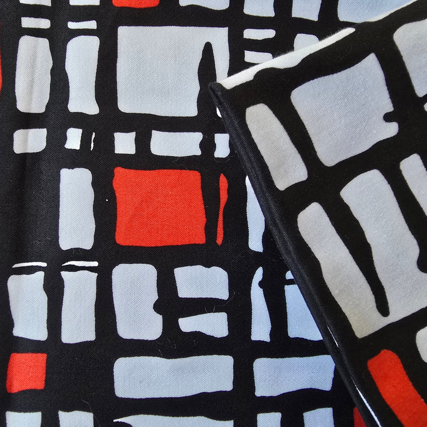 Window pane woven sateen fabric - 1.50mtrs