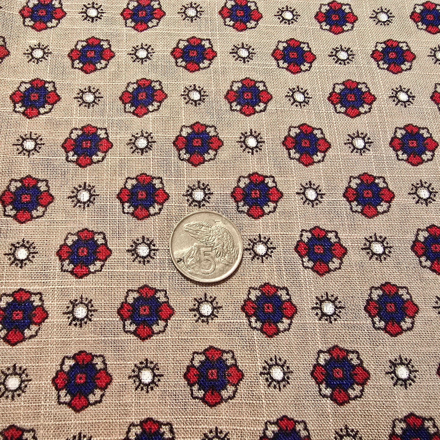 Starbust floral woven fabric - 1.80mtrs