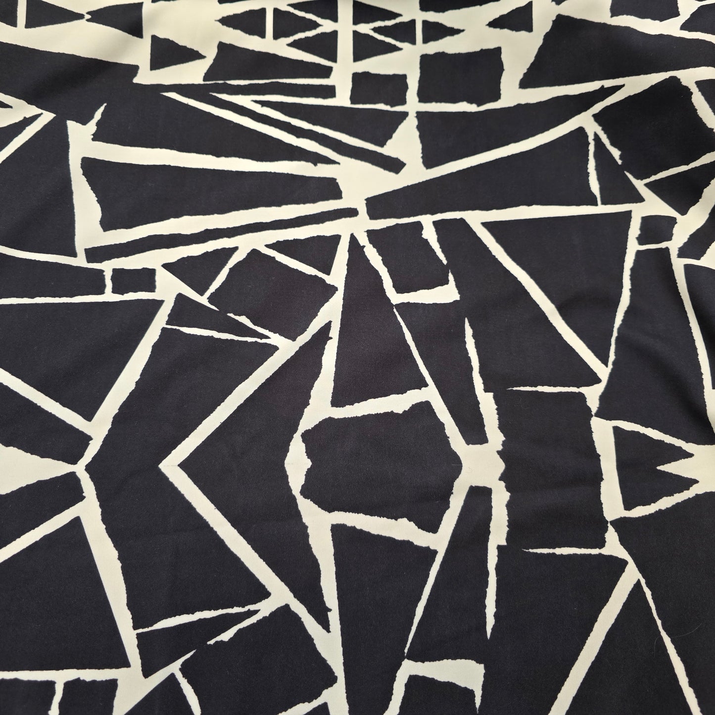 Crack tile ponte fabric - 1.50mtrs