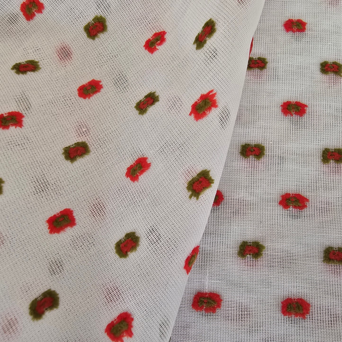 Fil coupé - jacquard cotton lawn - sold by 1/2mtr