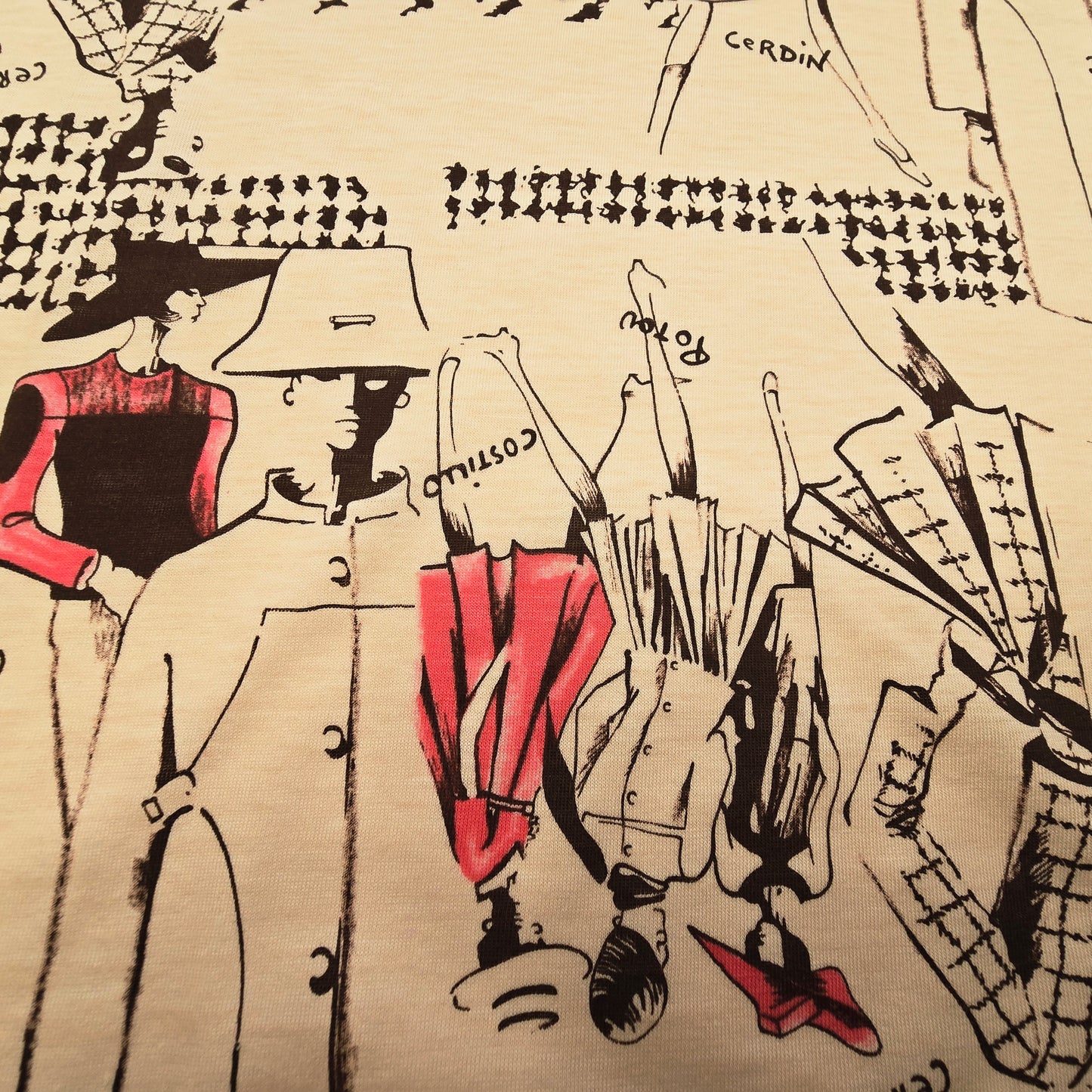 Vintage inpired textile tribute print - 1.50mtrs