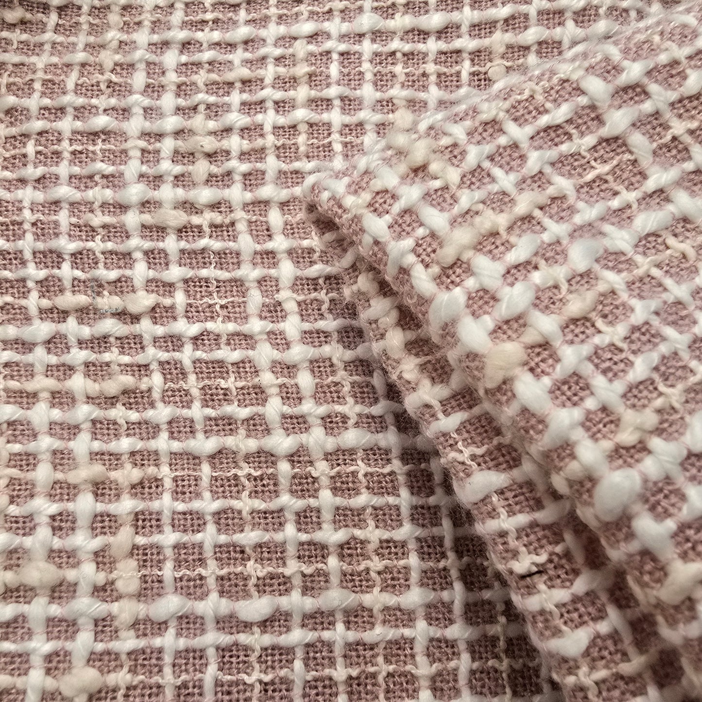 Lattice slub yarn woven fabric - sold by 1/2mtr