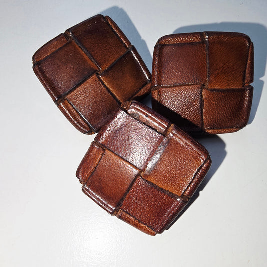 2.50cm leather square vintage buttons